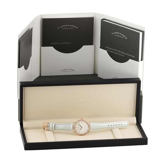 A. Lange and Sohne Saxonia 842.032 Image 5